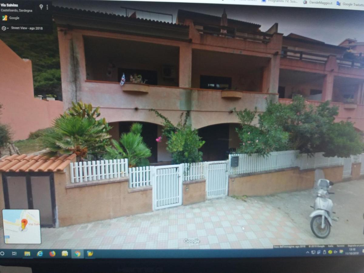 La Tartaruga Spiaggiata - Bilocale Centrale A Pochi Metri Dalla Spiaggia Castelsardo Exterior photo